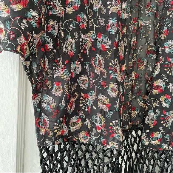 Fringed Floral-Embroidered Kimono - Picture 4 of 10